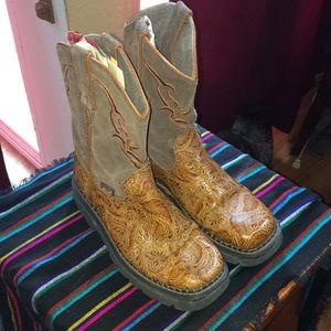 Embossed boots